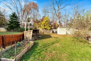 2 Sloan Ln, Lebanon, NJ 08833 - Photo 34