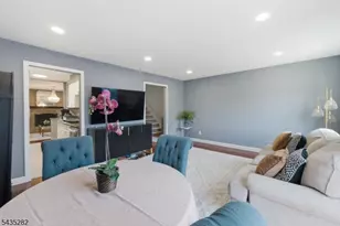 31 Chelsea Way, Bridgewater, NJ 08807 - Photo 6