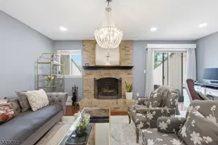 31 Chelsea Way, Bridgewater, NJ 08807 - Photo 10