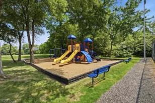 31 Chelsea Way, Bridgewater, NJ 08807 - Photo 18