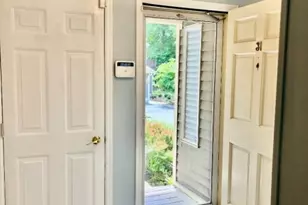 31 Greenbriar Ln, Clinton Township, NJ 08801 - Photo 2