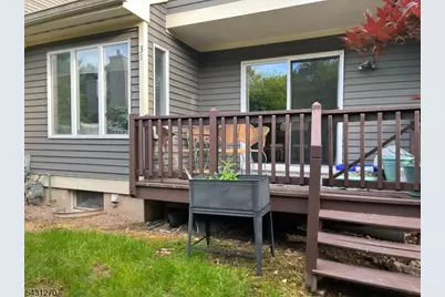 31 Greenbriar Ln, Clinton Township, NJ 08801 - Photo 18
