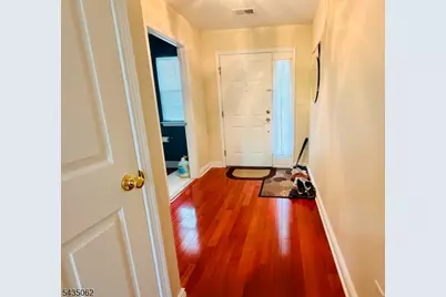 272 Marcia Way, Bridgewater, NJ 08807 - Photo 2