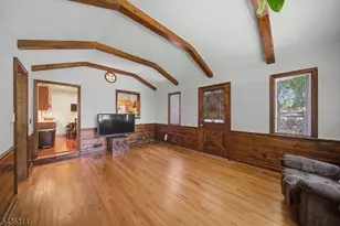 6 Hilltop Ave, Clark Township, NJ 07066 - Photo 16
