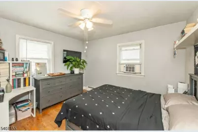 84 Locust Ave #1, Wallington, NJ 07057 - Photo 16