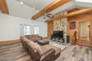84 Locust Ave, Wallington, NJ 07057 - Photo 2