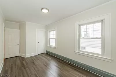 10 Walnut Pkwy, Montclair, NJ 07042 - Photo 16