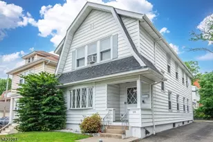 10 Walnut Pkwy, Montclair, NJ 07042 - Photo 2