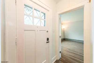 10 Walnut Pkwy, Montclair, NJ 07042 - Photo 4
