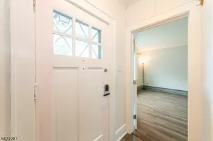 10 Walnut Pkwy, Montclair, NJ 07042 - Photo 4