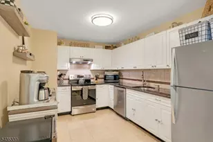 200 Division St, Cliffside Park, NJ 07010 - Photo 12