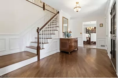 31 Laura Ln, Morris Township, NJ 07960 - Photo 4