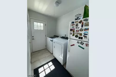 79 Hawkins Ave, Parsippany, NJ 07054 - Photo 24