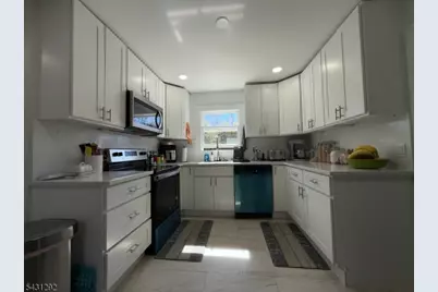 79 Hawkins Ave, Parsippany, NJ 07054 - Photo 12