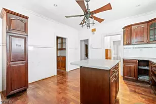 124 Vassar Ave, Newark, NJ 07112 - Photo 12