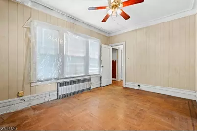 124 Vassar Ave, Newark, NJ 07112 - Photo 22