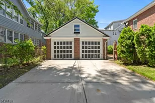 124 Vassar Ave, Newark, NJ 07112 - Photo 4