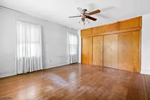 124 Vassar Ave, Newark, NJ 07112 - Photo 10