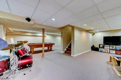 808 Columbus Ave, Raritan, NJ 08869 - Photo 32