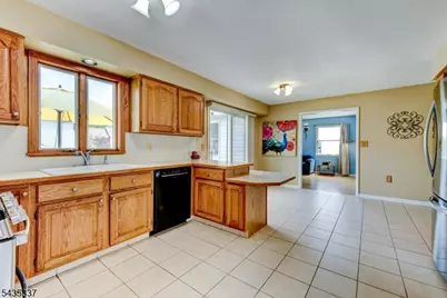 808 Columbus Ave, Raritan, NJ 08869 - Photo 12