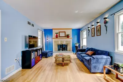 808 Columbus Ave, Raritan, NJ 08869 - Photo 18