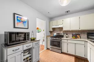 170 Whisper Way E, Roxbury Township, NJ 07852 - Photo 8