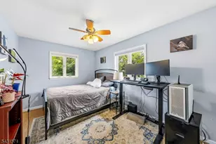 10 Briarwood Dr, Franklin Township, NJ 08873 - Photo 14