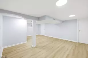 145 Tappan St, Kearny, NJ 07032 - Photo 8