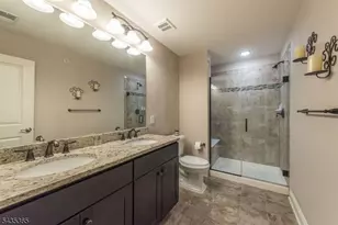 36 Elston Ct, Wanaque, NJ 07420 - Photo 14