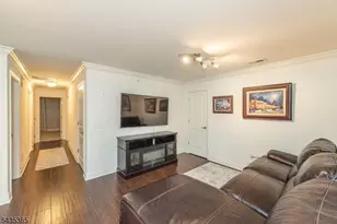 36 Elston Ct, Wanaque, NJ 07420 - Photo 18