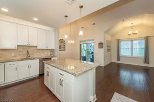 36 Elston Ct, Wanaque, NJ 07420 - Photo 4