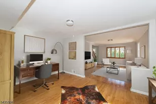3 Vivian Ct, Fair Lawn, NJ 07410 - Photo 2