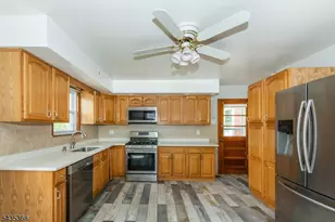 3 Vivian Ct, Fair Lawn, NJ 07410 - Photo 14