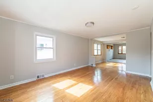 3 Vivian Ct, Fair Lawn, NJ 07410 - Photo 10