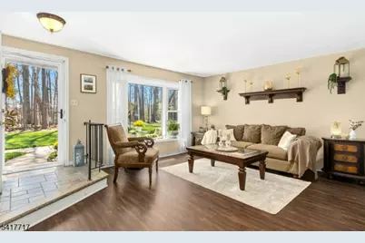 12 Maddaket, Scotch Plains Township, NJ 07076 - Photo 8