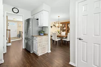 12 Maddaket, Scotch Plains Township, NJ 07076 - Photo 4