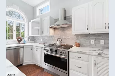 2 Linden Ave, West Orange Township, NJ 07052 - Photo 6