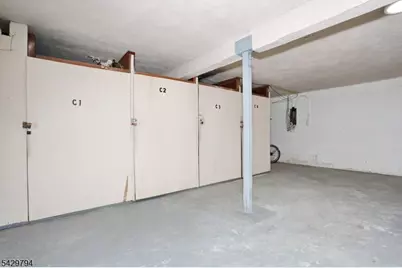 605 Grove St #2, Clifton, NJ 07013 - Photo 36