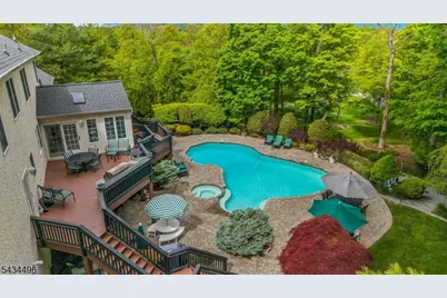 15 Skytop Dr, Denville, NJ 07834 - Photo 44