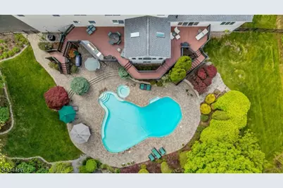 15 Skytop Dr, Denville, NJ 07834 - Photo 4