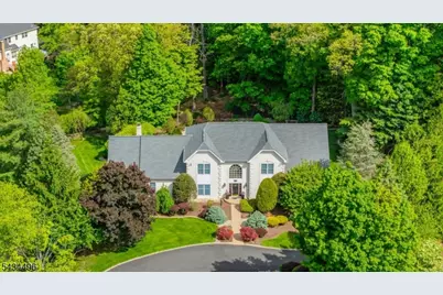 15 Skytop Dr, Denville, NJ 07834 - Photo 2