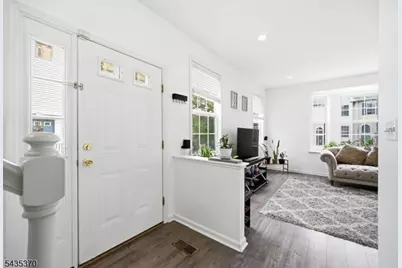 216 Barringer Dr, Nutley, NJ 07110 - Photo 14