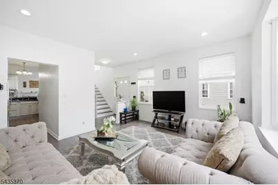 216 Barringer Dr, Nutley, NJ 07110 - Photo 18