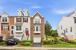 216 Barringer Dr, Nutley, NJ 07110 - Photo 6