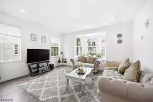 216 Barringer Dr, Nutley, NJ 07110 - Photo 18
