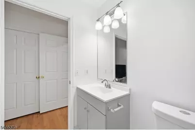 216 Barringer Dr, Nutley, NJ 07110 - Photo 36