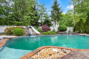 6 Princess Ct, Jefferson Township, NJ 07438 - Photo 4