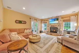 6 Princess Ct, Jefferson Township, NJ 07438 - Photo 14