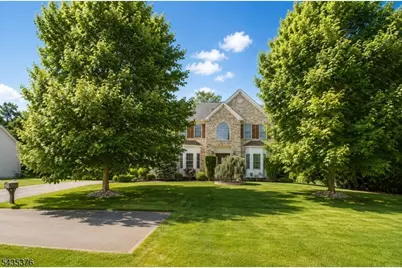 111 Delmonico Ave, Franklin Township, NJ 08873 - Photo 6