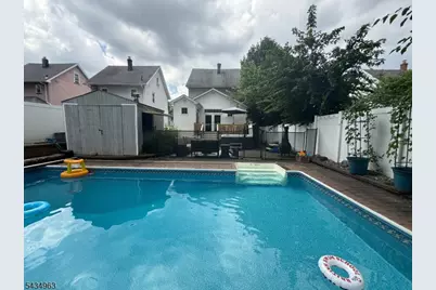 26 Davey St, Bloomfield, NJ 07003 - Photo 4